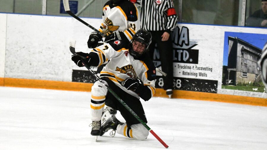 Flyers Pick up a Win on the Road